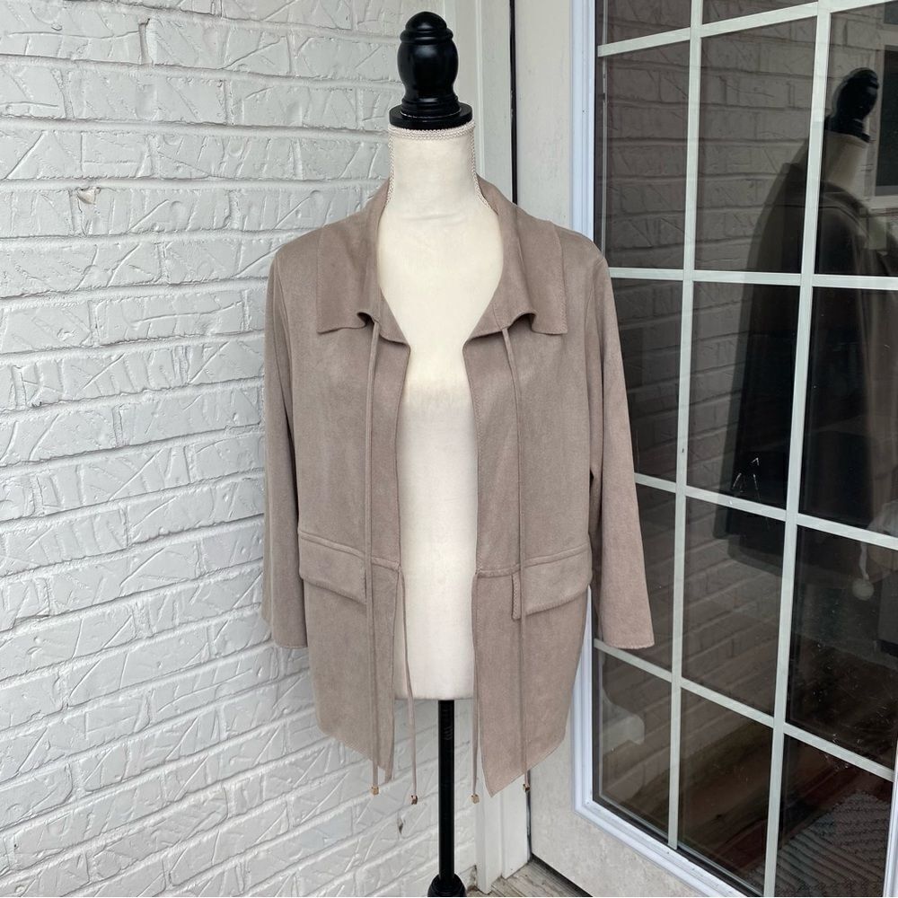 SHAN Womans Faux Suede Light Weight Taupe Front Tie Collared Jacket size 6